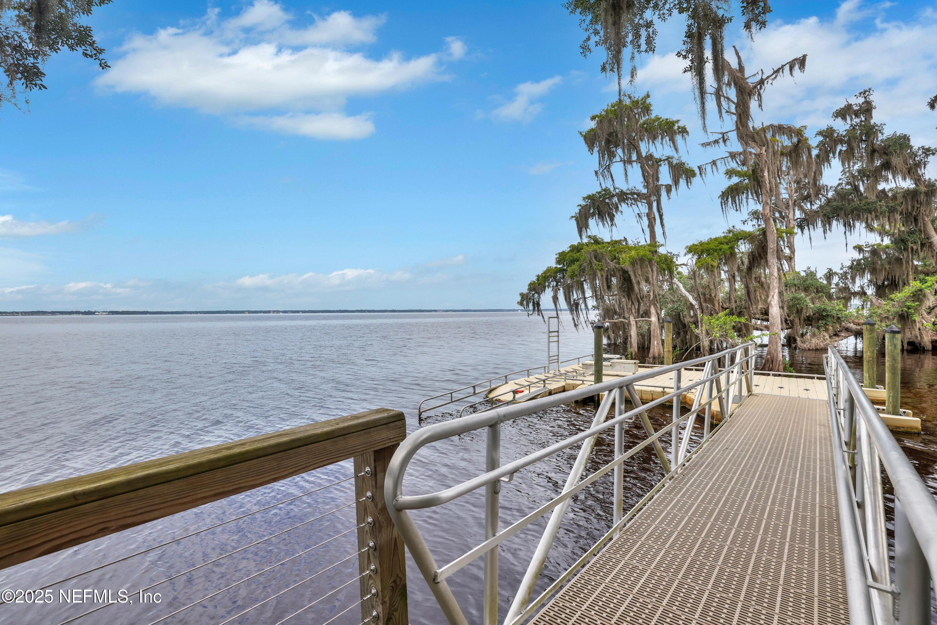 231 FOOTBRIDGE Road, St. Johns