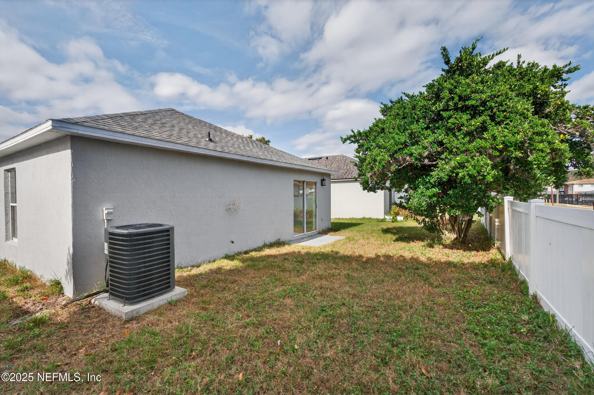 1561 SLASH PINE Court