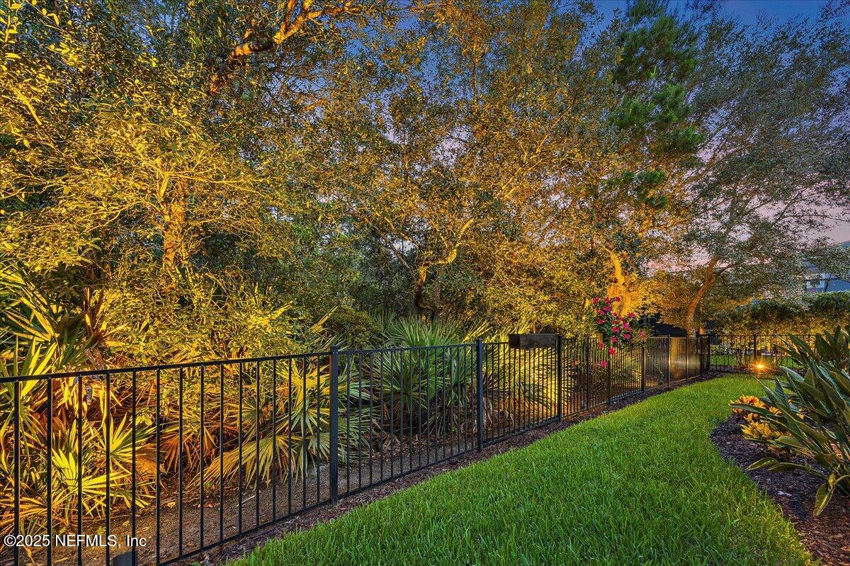 138 PALM ISLAND Way