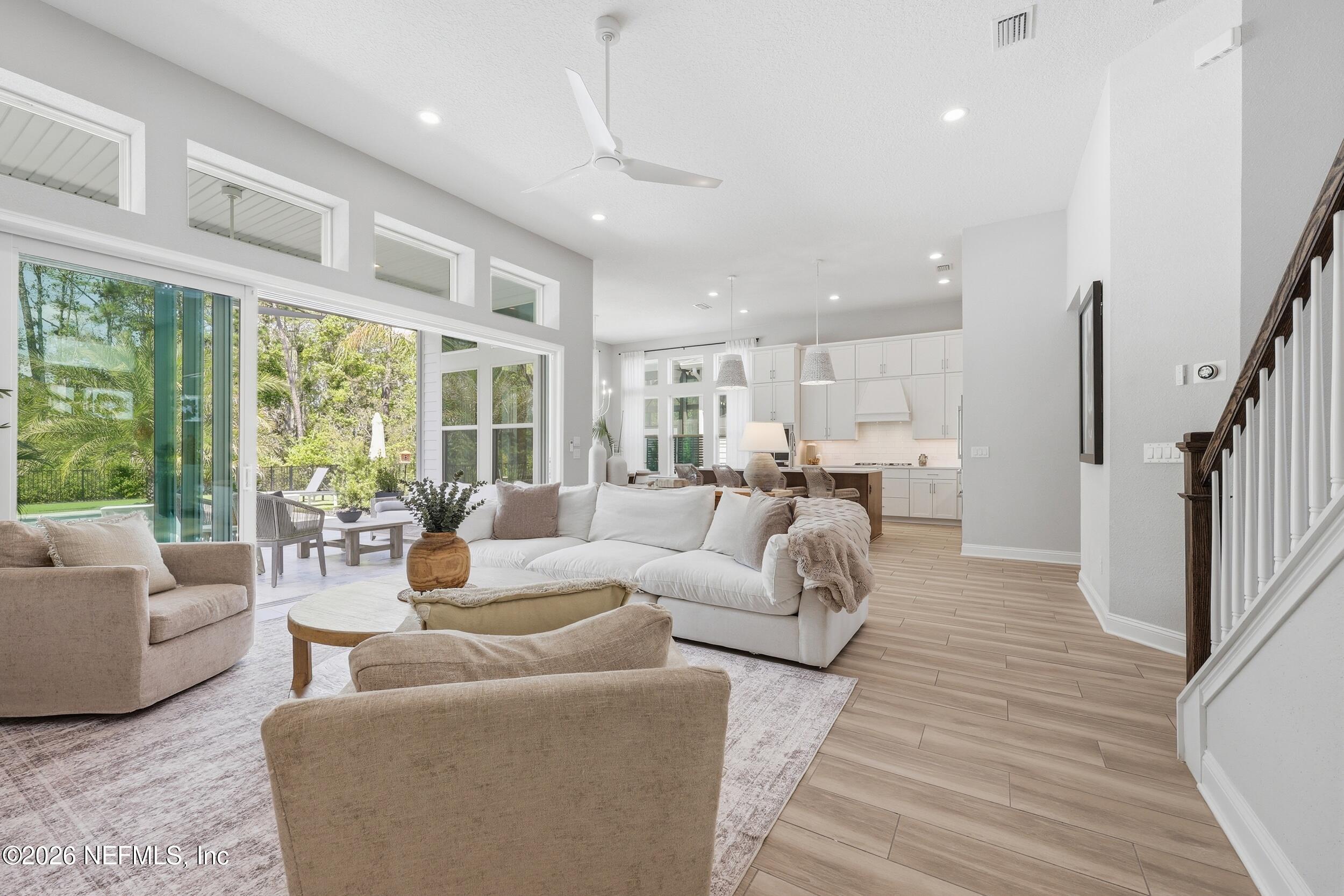351 PALM CREST Drive