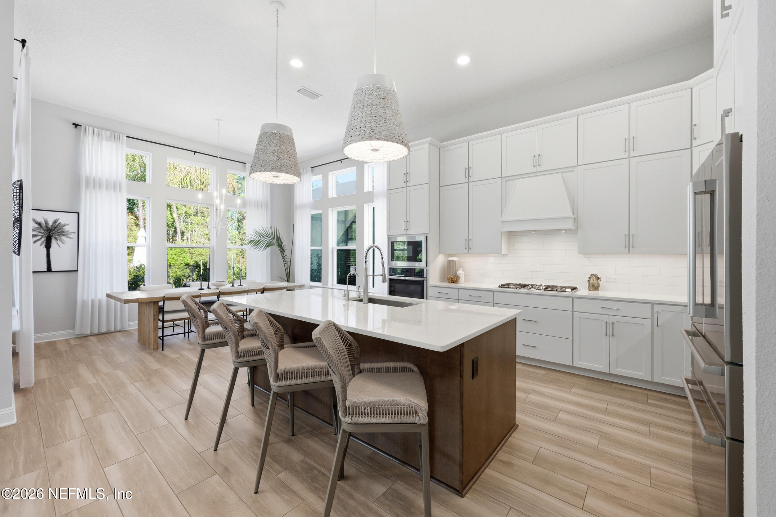351 PALM CREST Drive