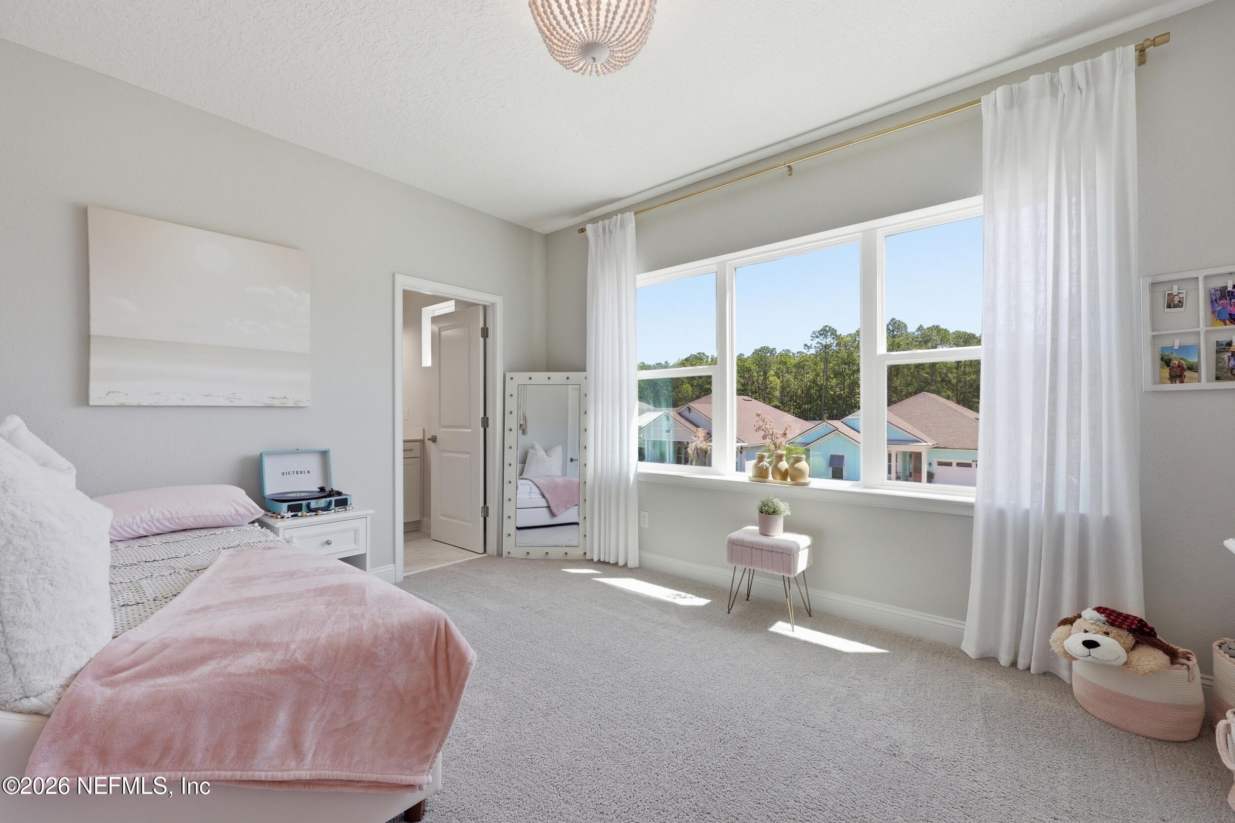 351 PALM CREST Drive