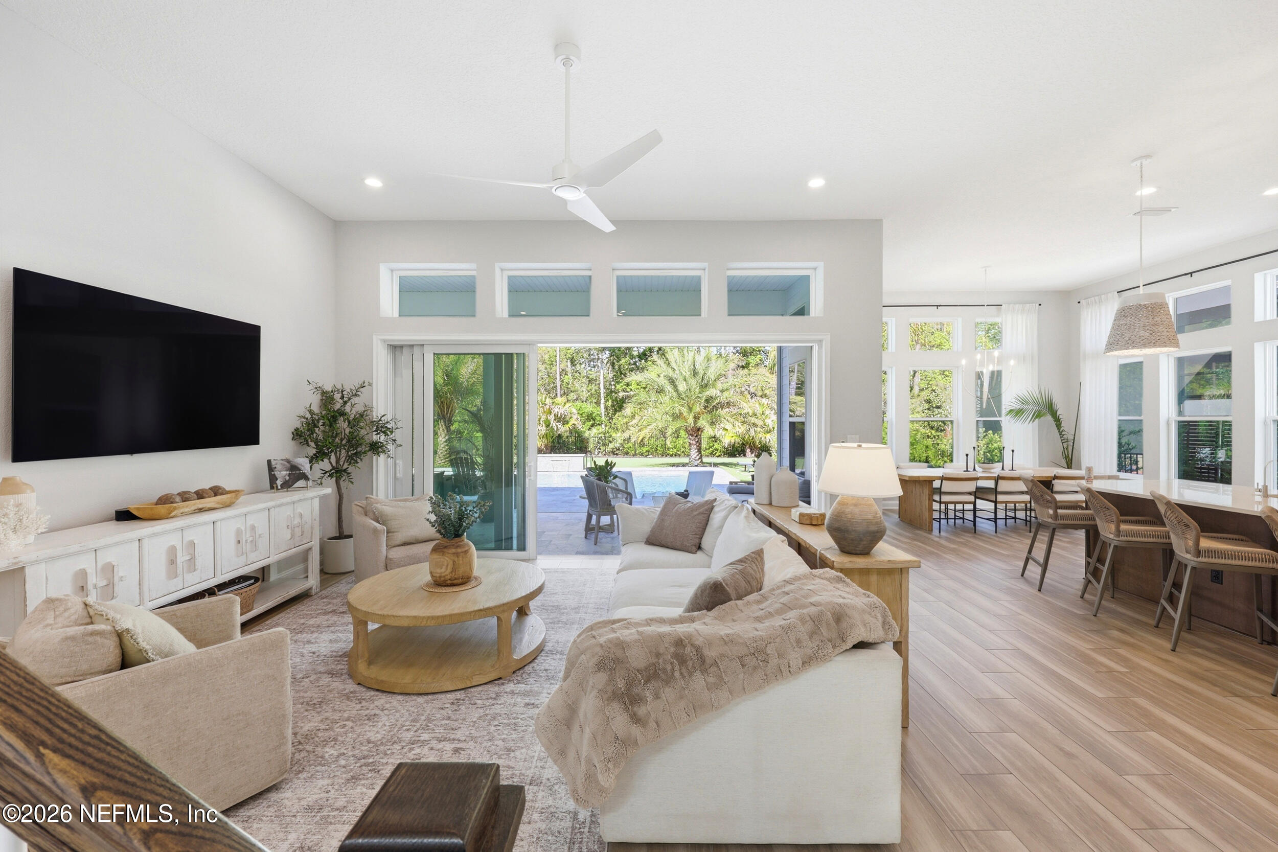351 PALM CREST Drive