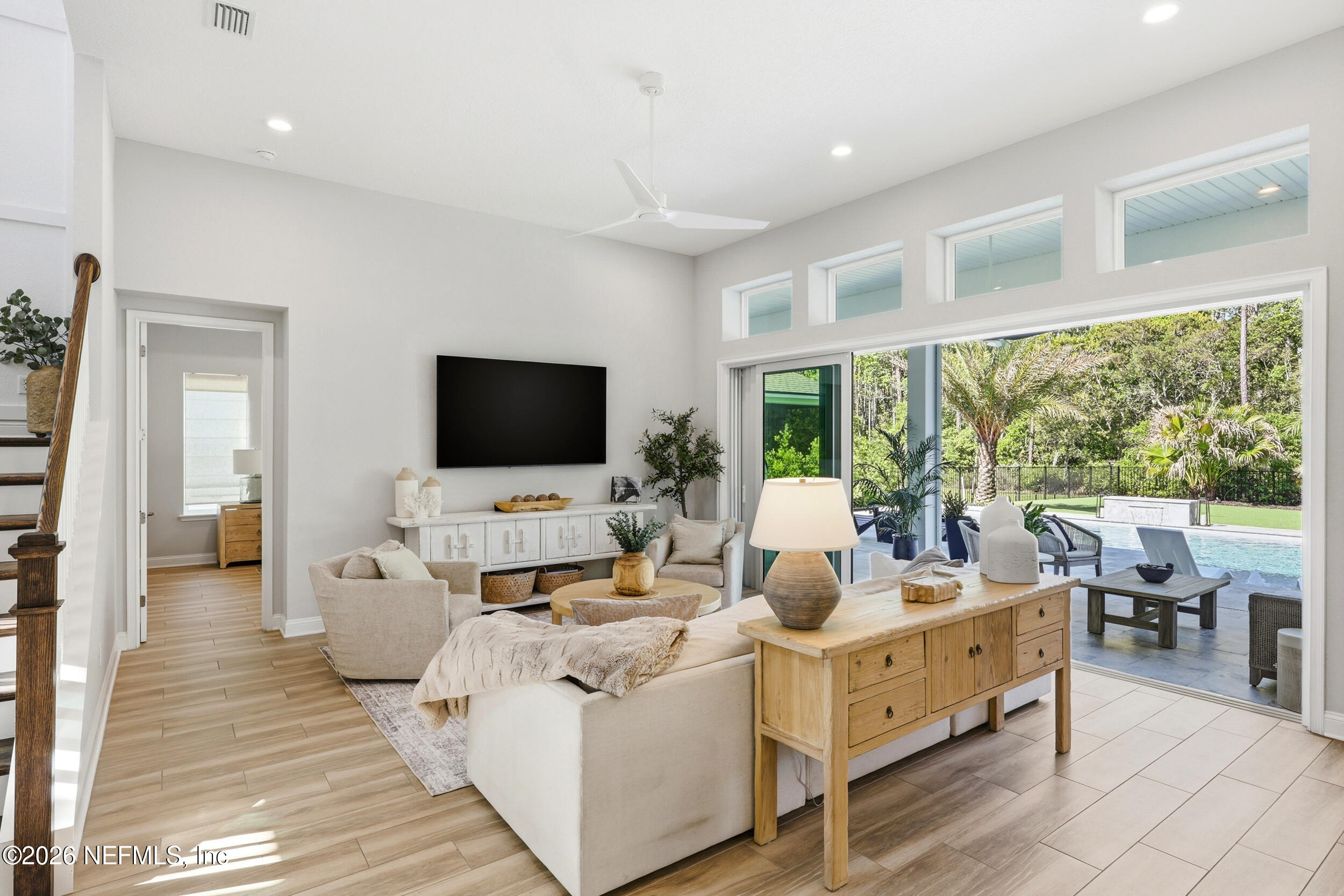 351 PALM CREST Drive