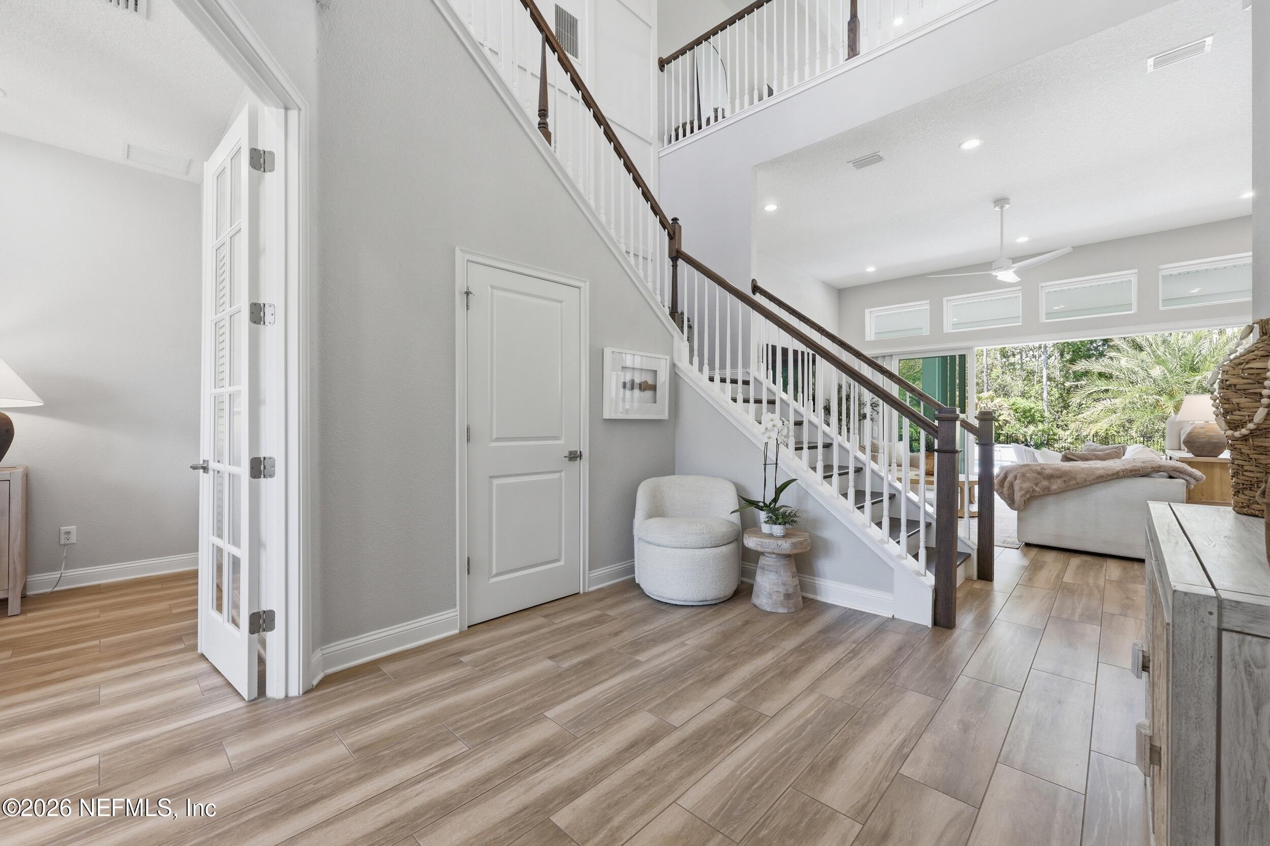 351 PALM CREST Drive