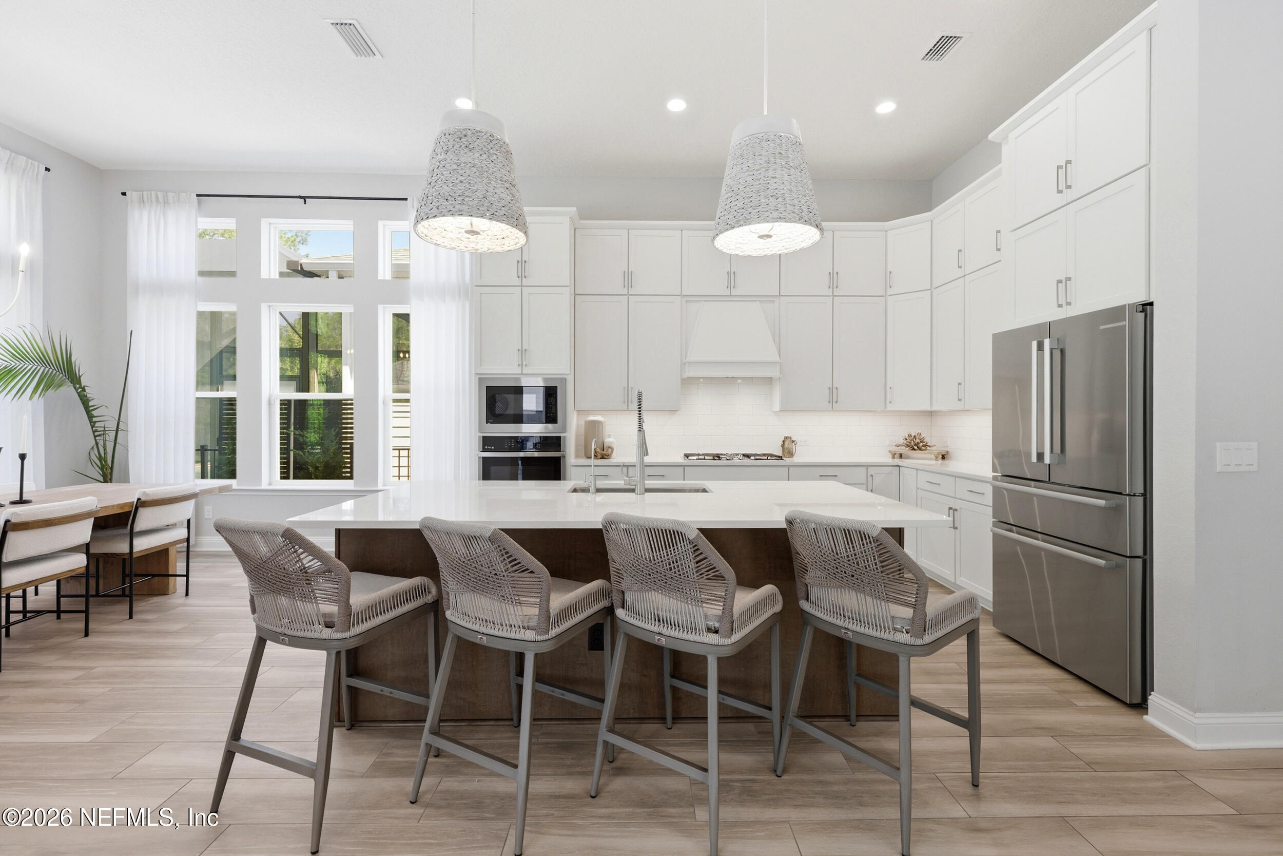 351 PALM CREST Drive