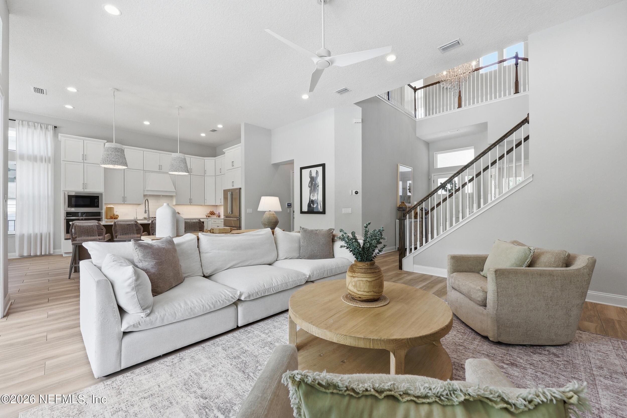 351 PALM CREST Drive