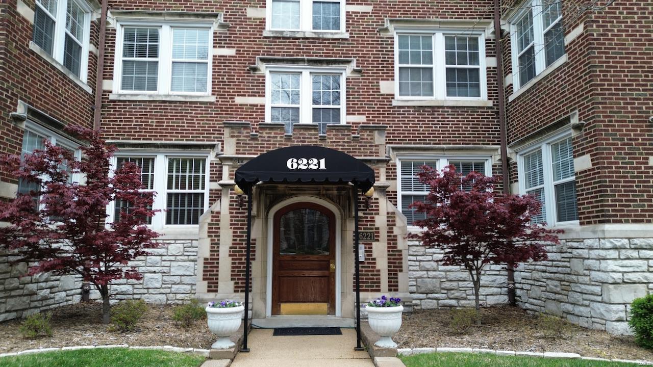 6221 Northwood Avenue Unit: 3W