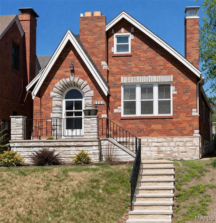 6553 Lindenwood Place