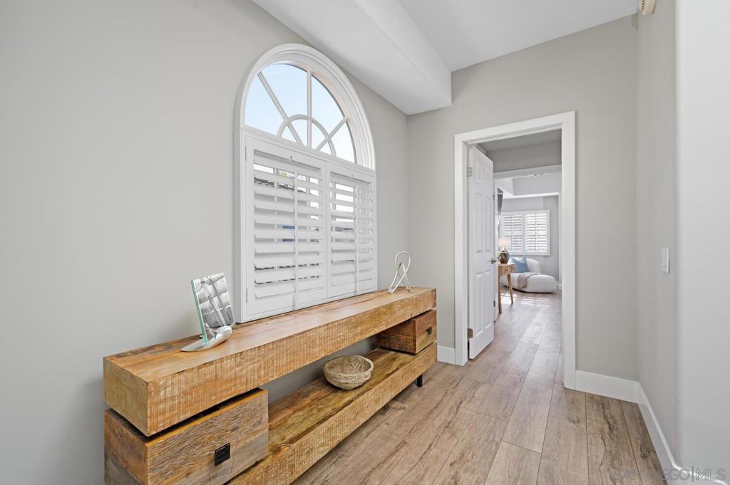 3715 Paseo Vista Famosa