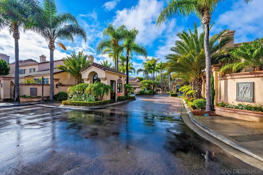 3715 Paseo Vista Famosa