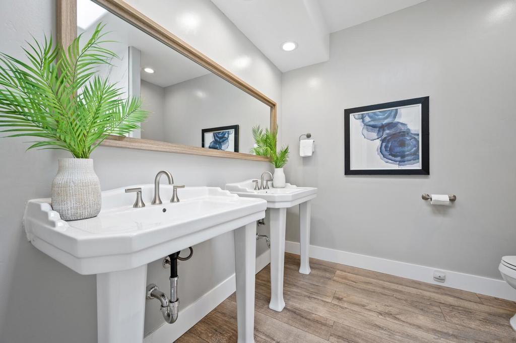 3715 Paseo Vista Famosa