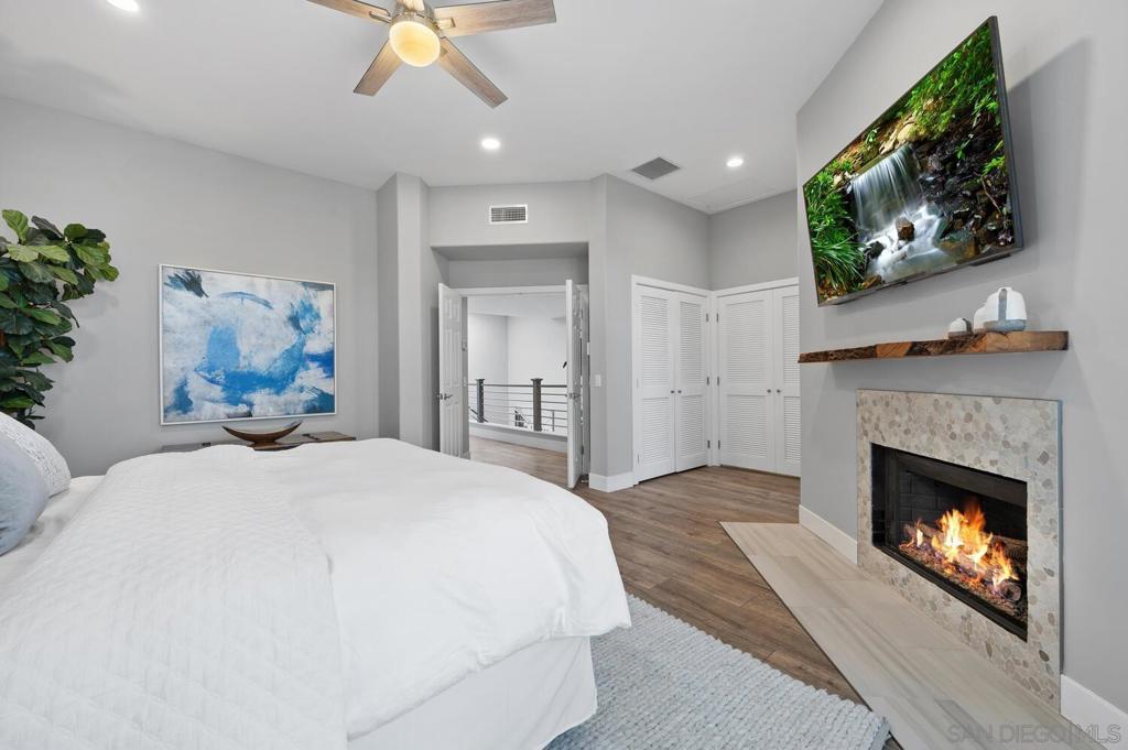 3715 Paseo Vista Famosa