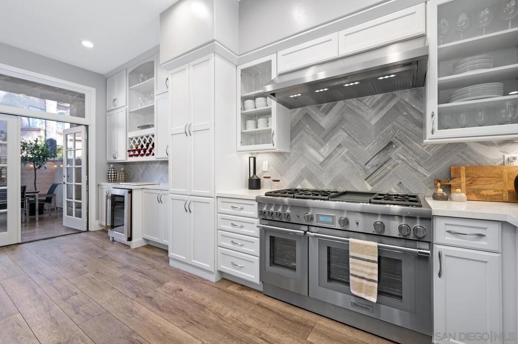 3715 Paseo Vista Famosa