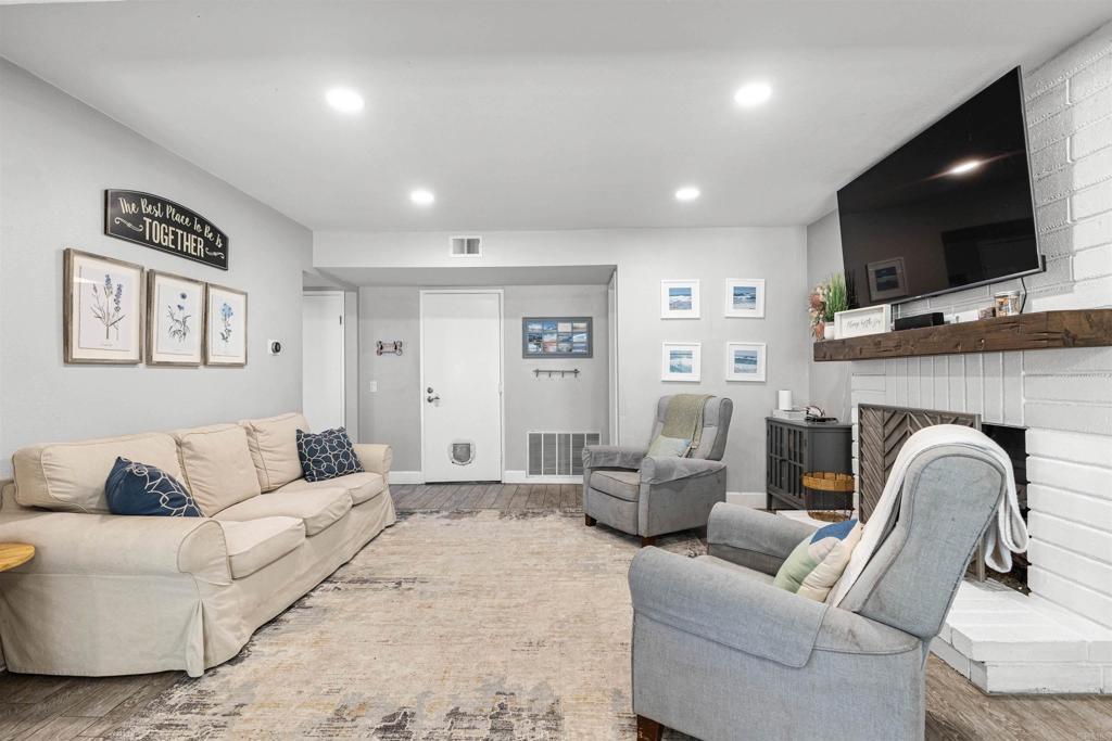 1754 Hill Top Lane