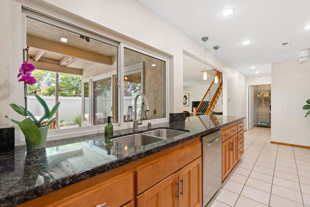 2005 Countrywood Ct