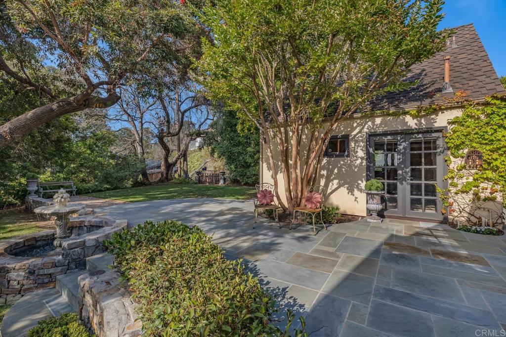 550 Amphitheatre Drive