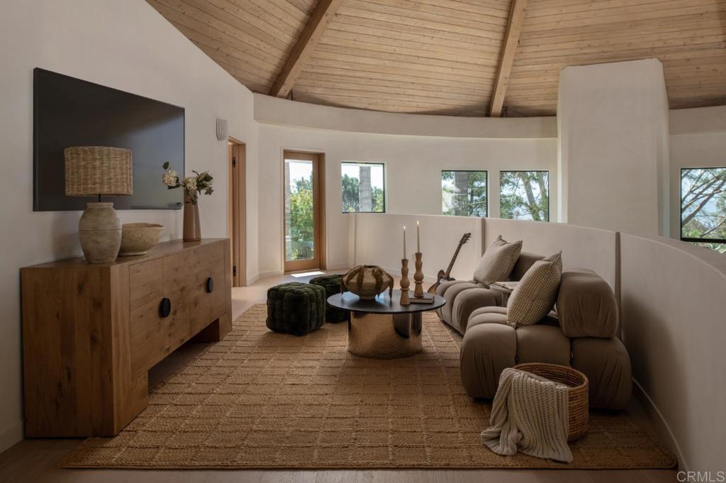 14847 Vista Del Oceano