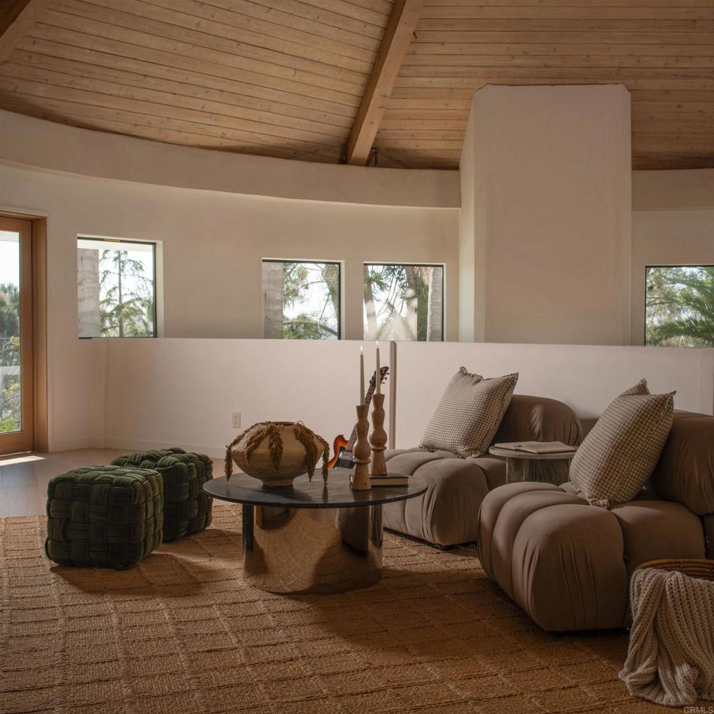 14847 Vista Del Oceano