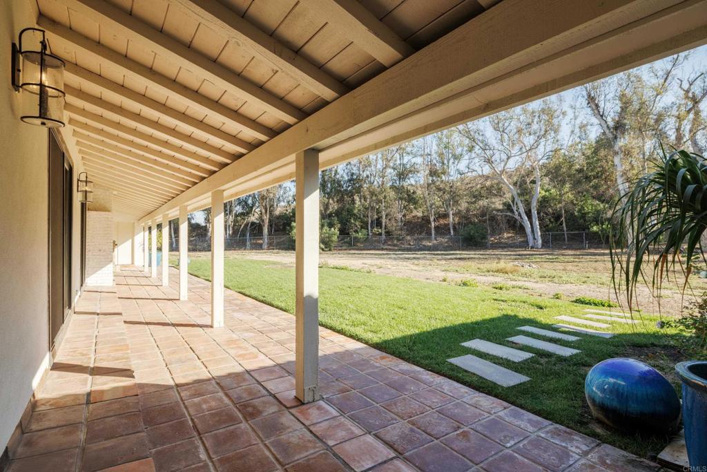 14980 Via De La Valle