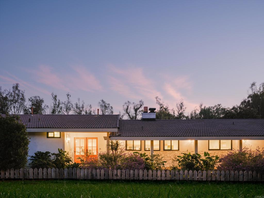 14980 Via De La Valle