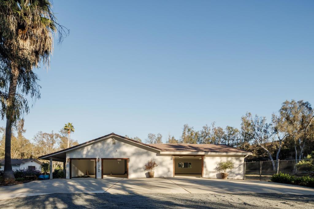 14980 Via De La Valle