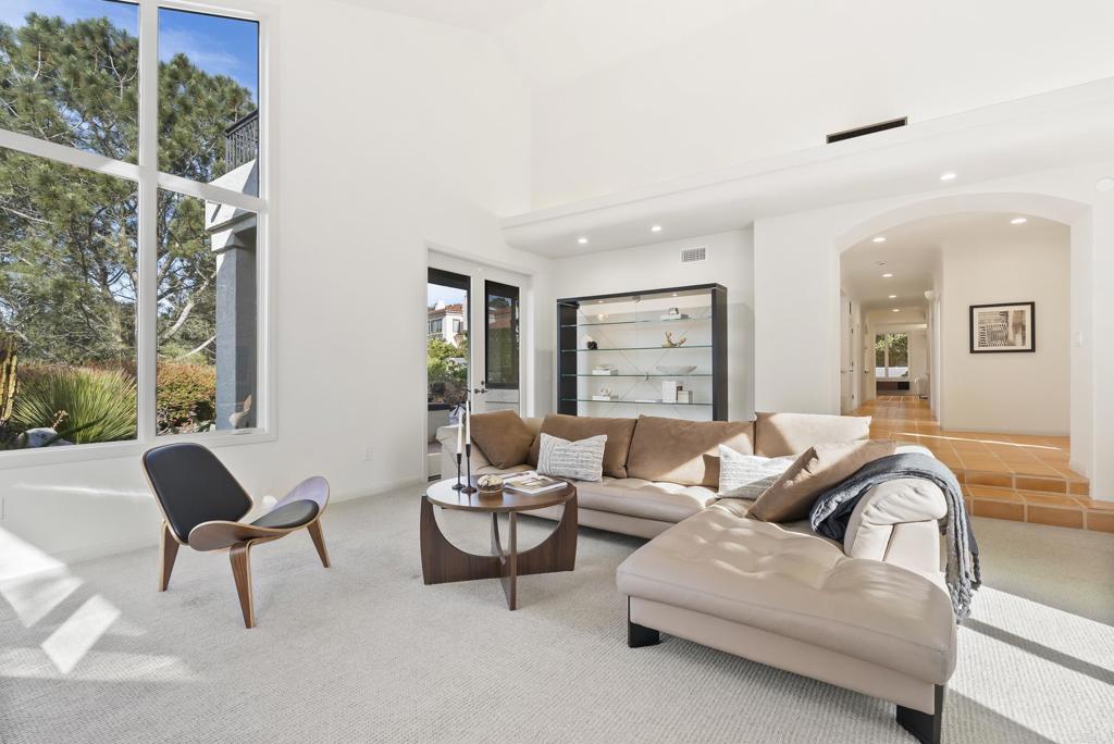 14835 Caminito Lorren