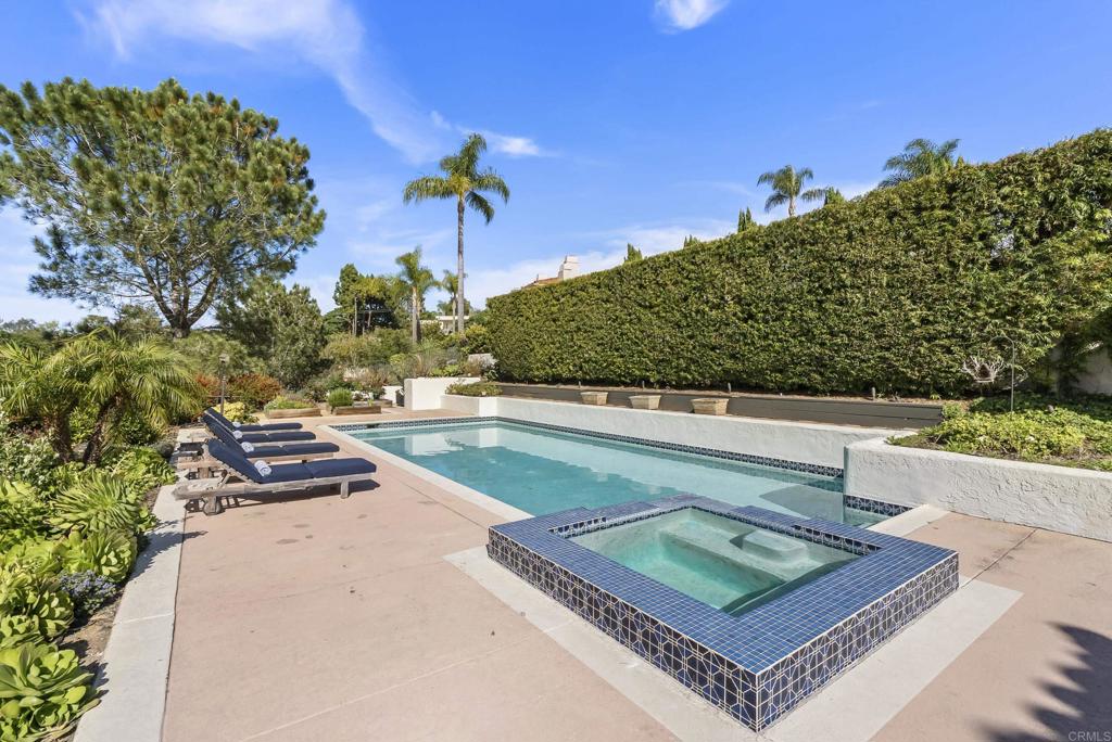 14835 Caminito Lorren