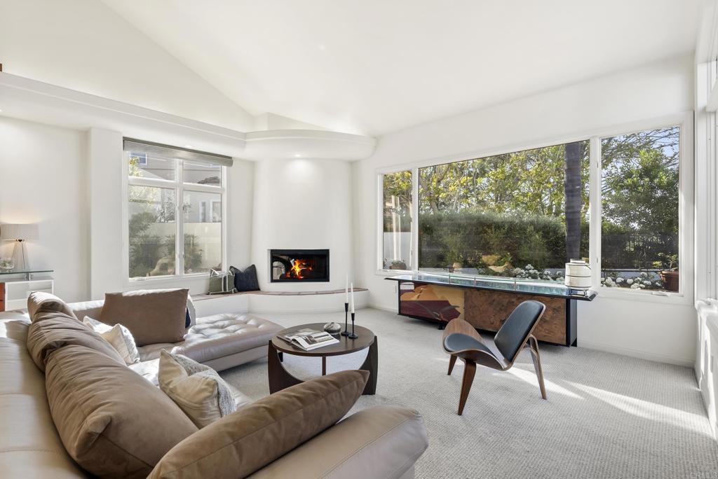 14835 Caminito Lorren