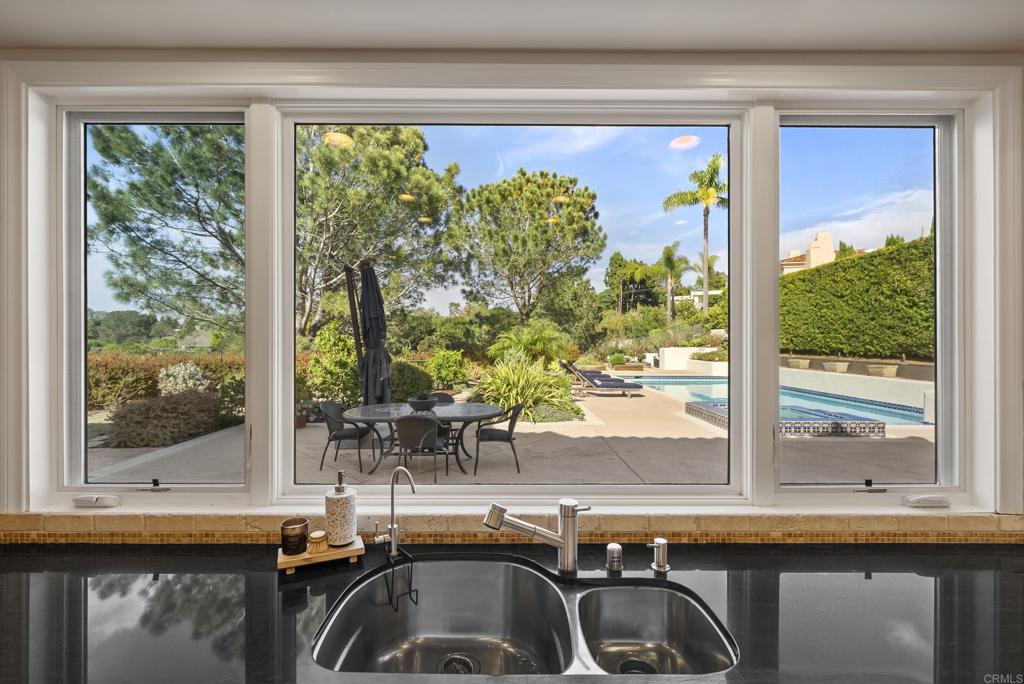 14835 Caminito Lorren