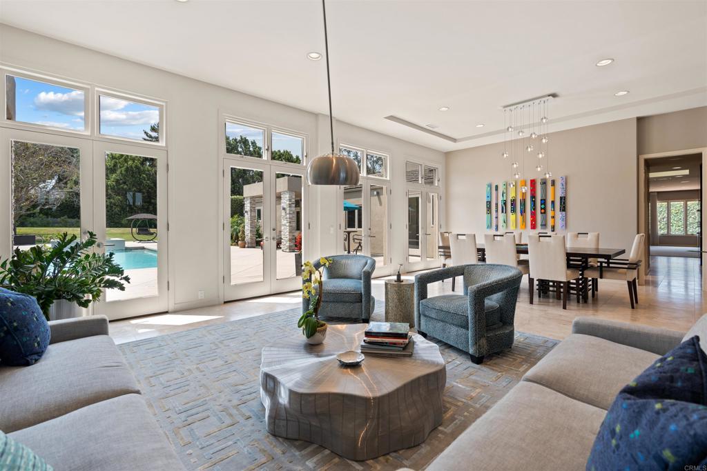 16775 Via Lago Azul
