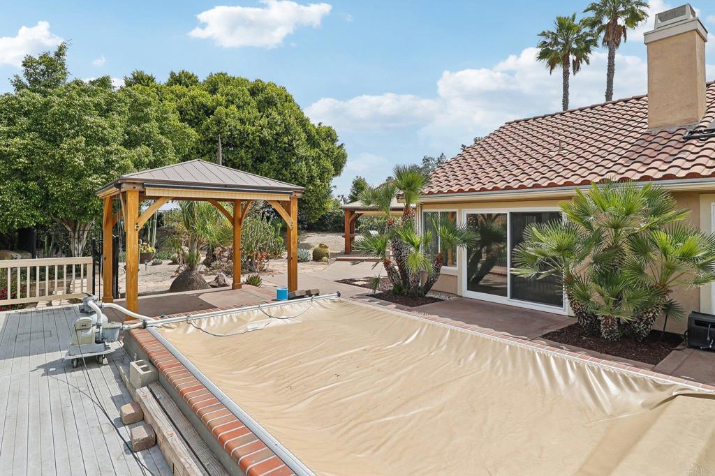2111 Willowbrook Street