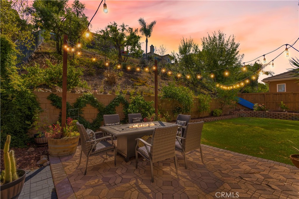 3512 Rock Ridge Road
