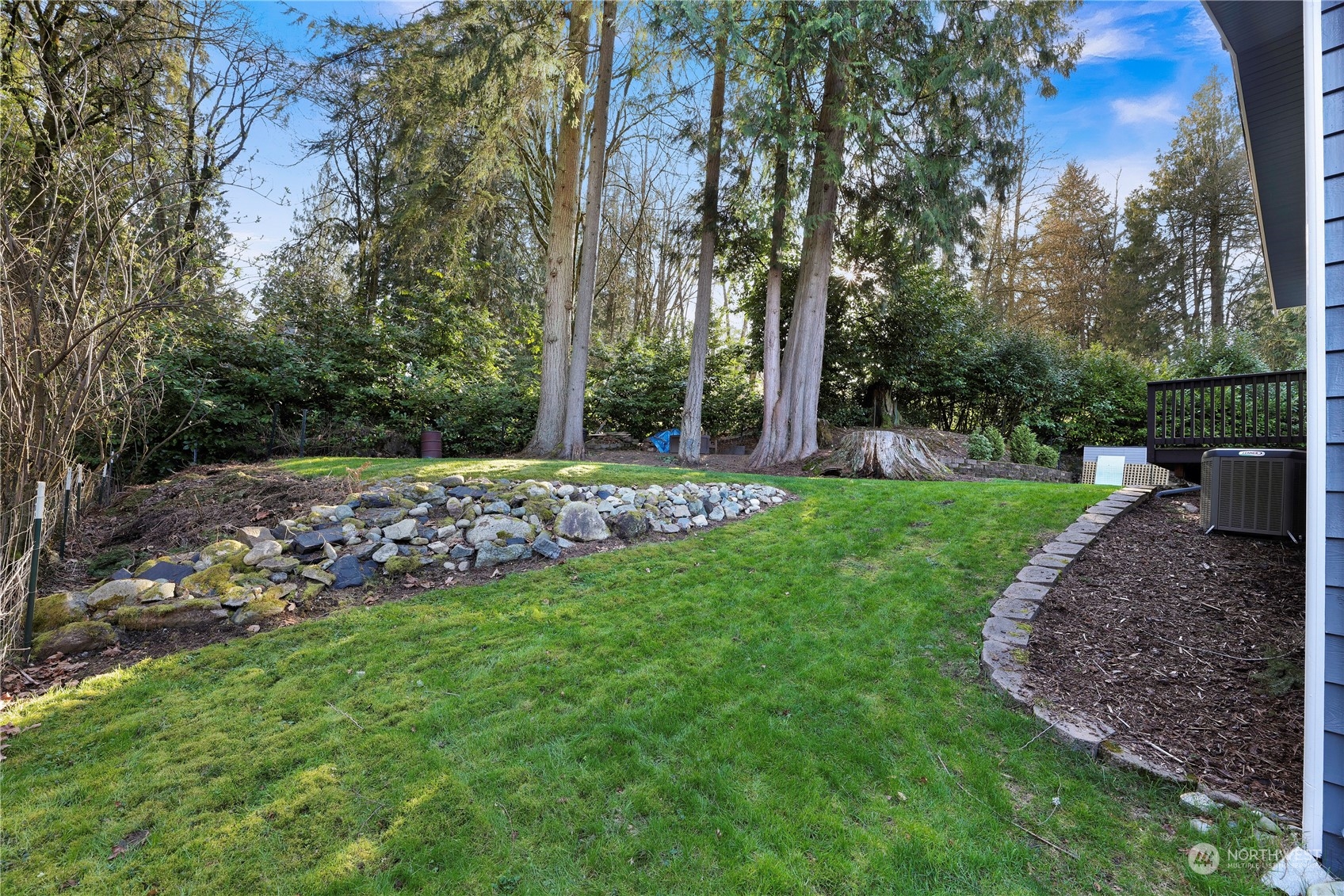 1228 252nd Street NW