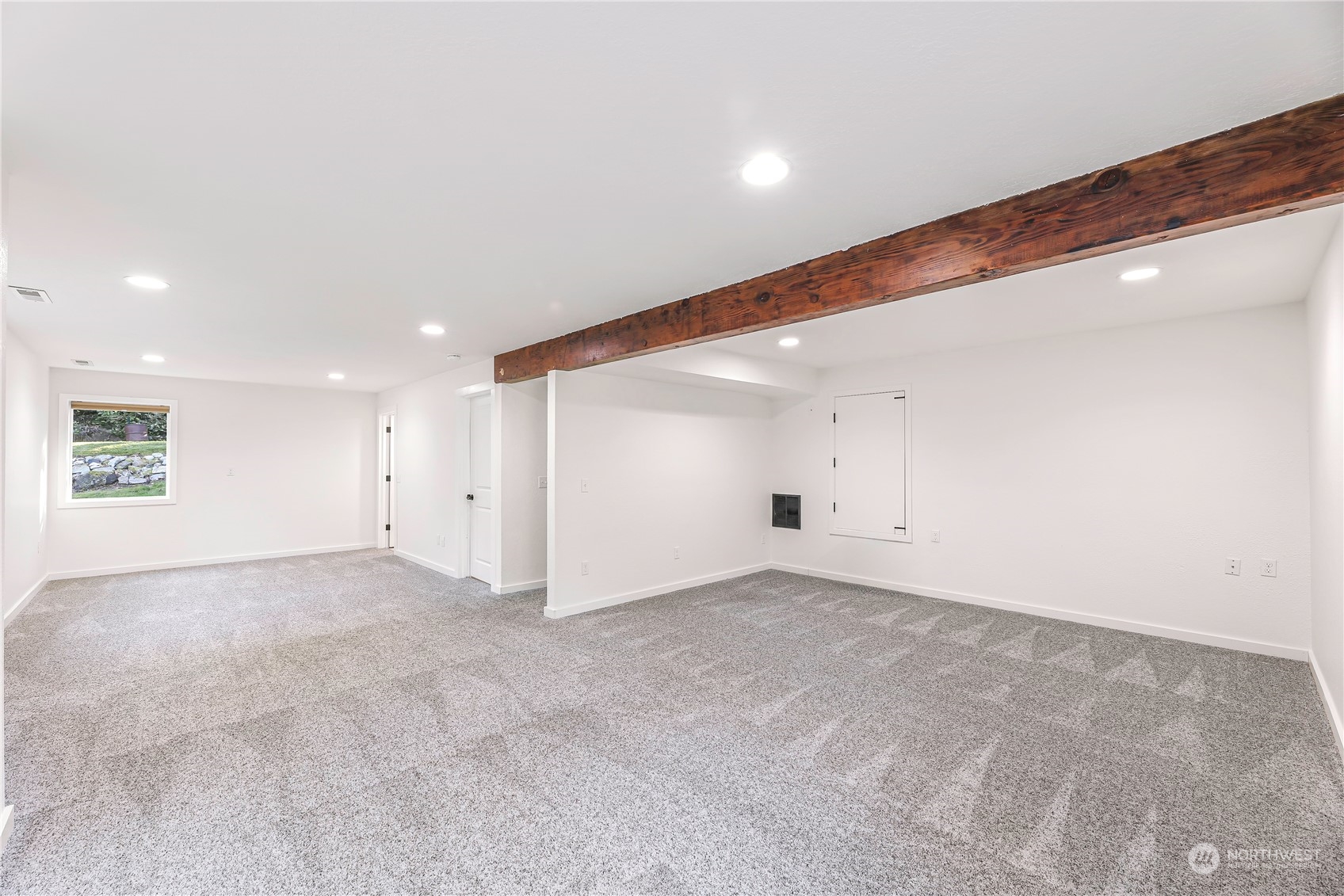 1228 252nd Street NW