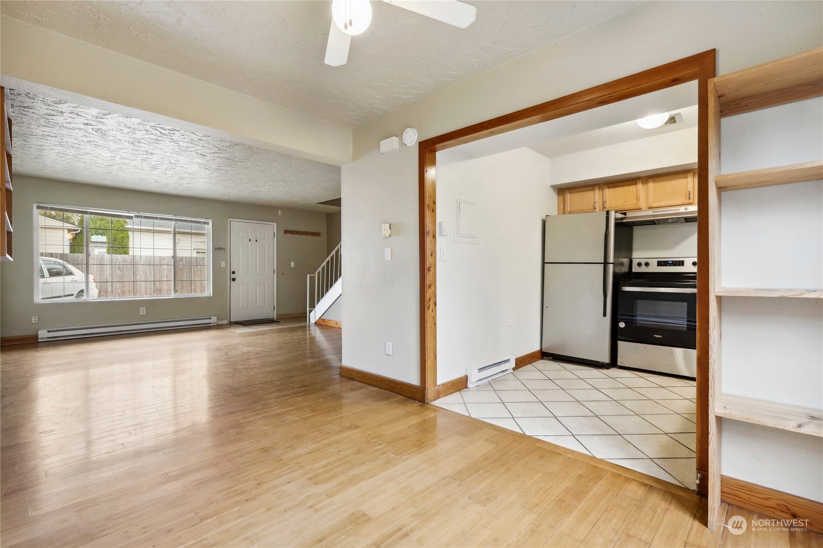 3311 Redwood Avenue #3