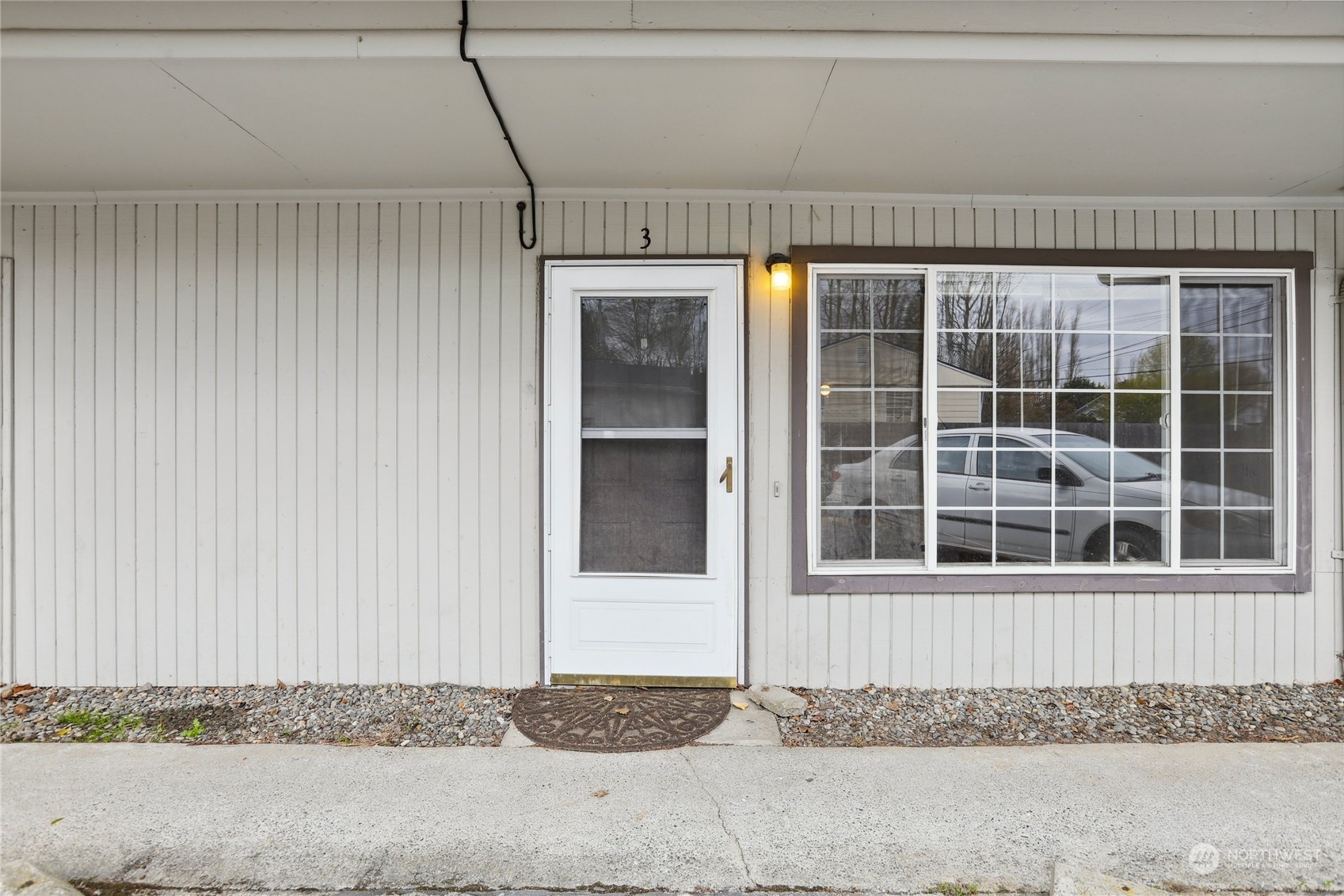 3311 Redwood Avenue #3