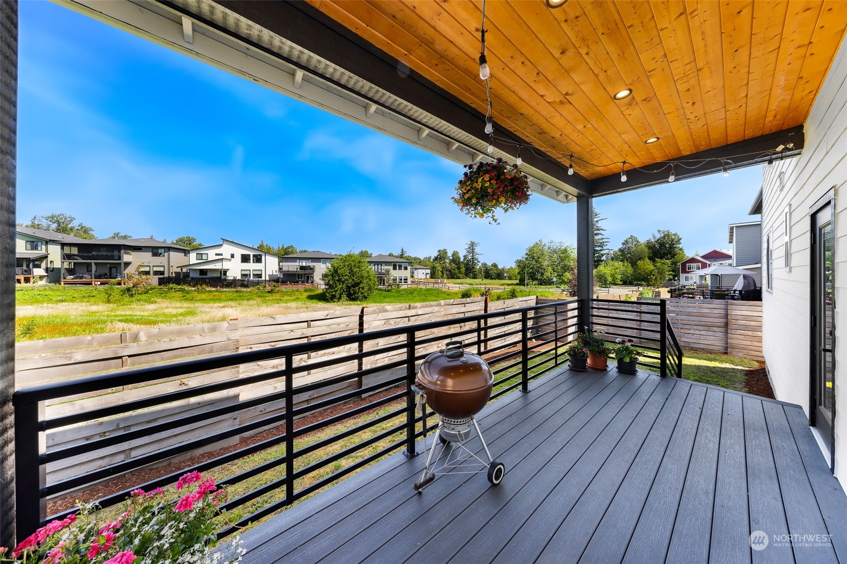 6225 N Beulah Avenue