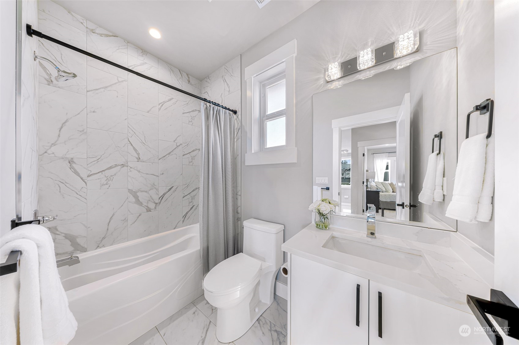 6225 N Beulah Avenue