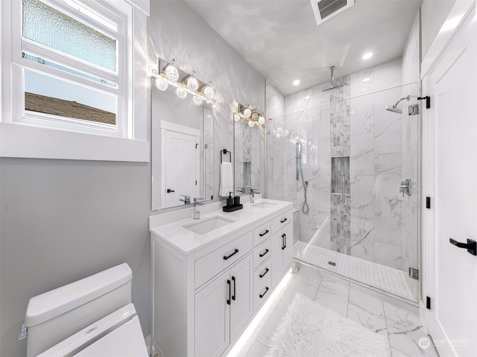 6225 N Beulah Avenue