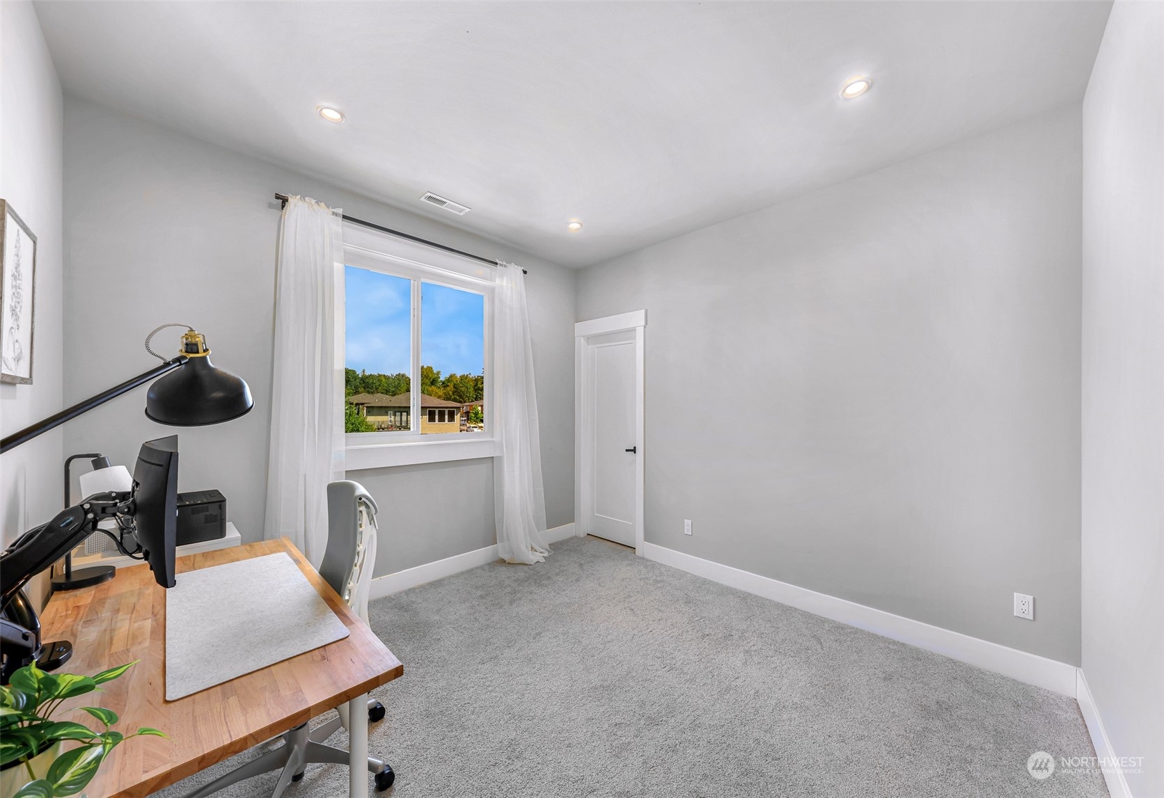 6225 N Beulah Avenue