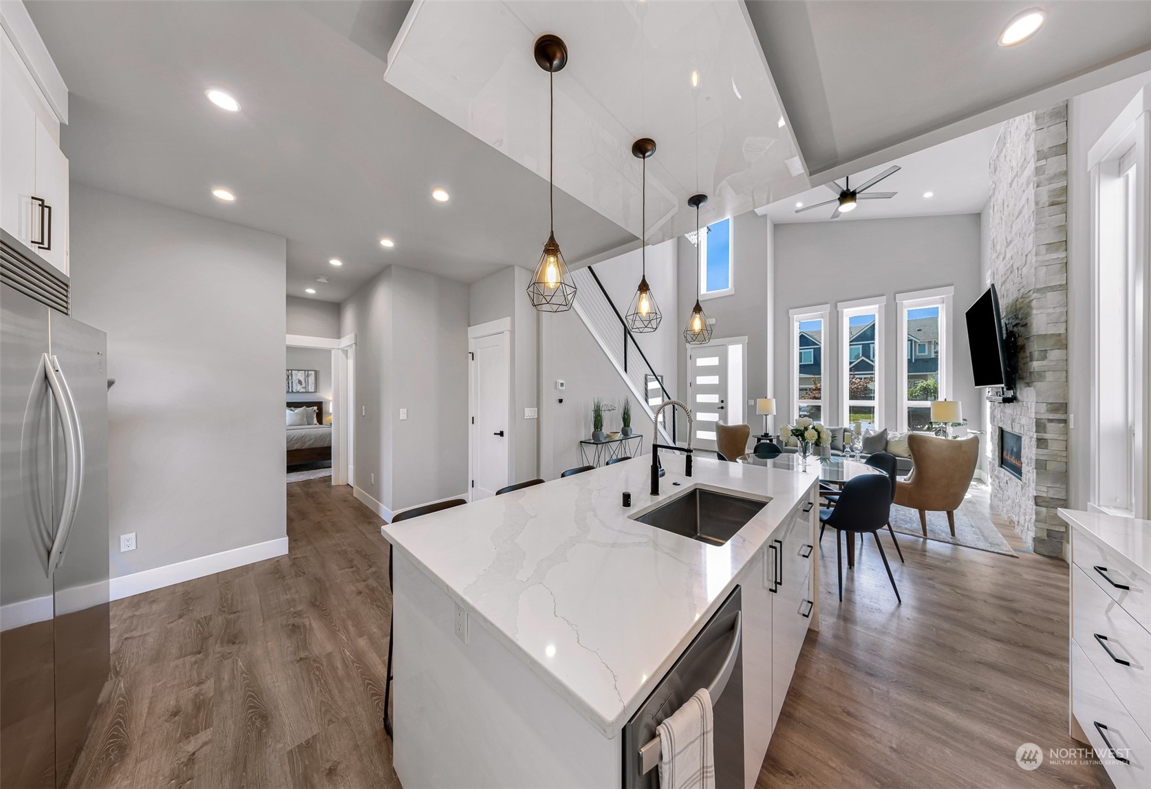 6225 N Beulah Avenue