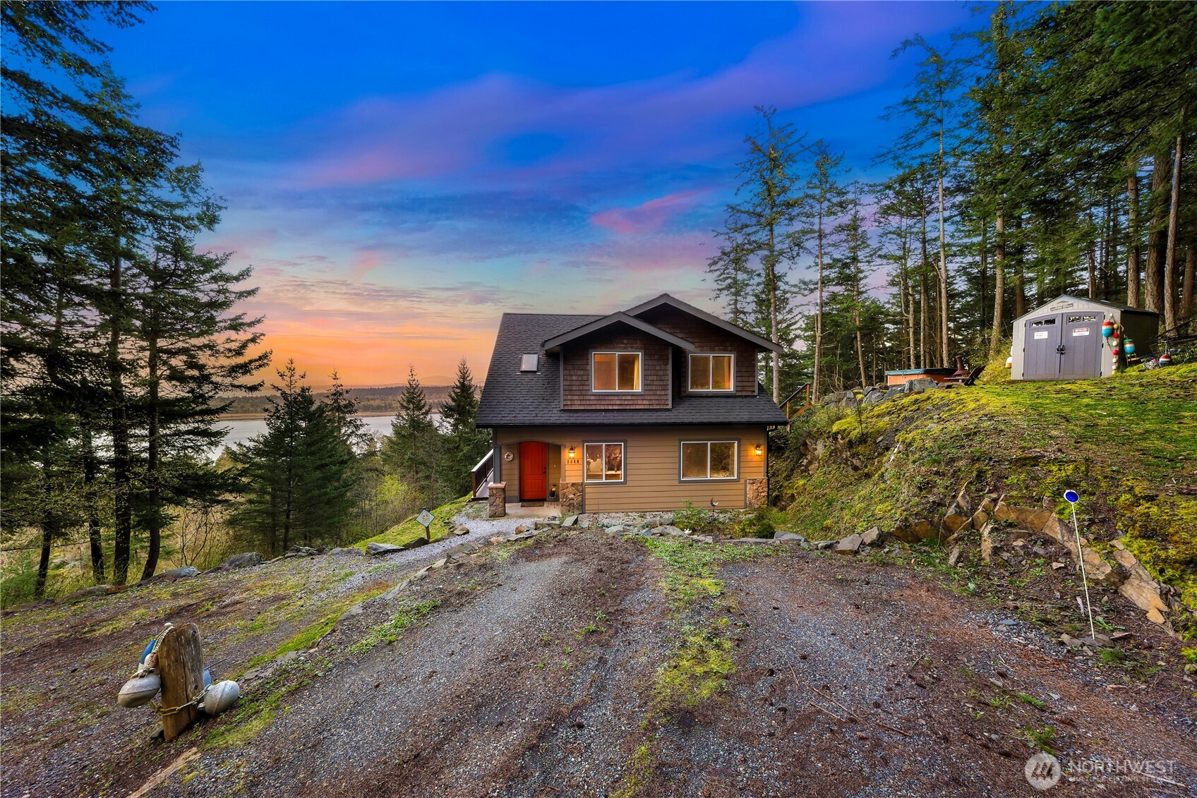 3040 Mt Vista Drive