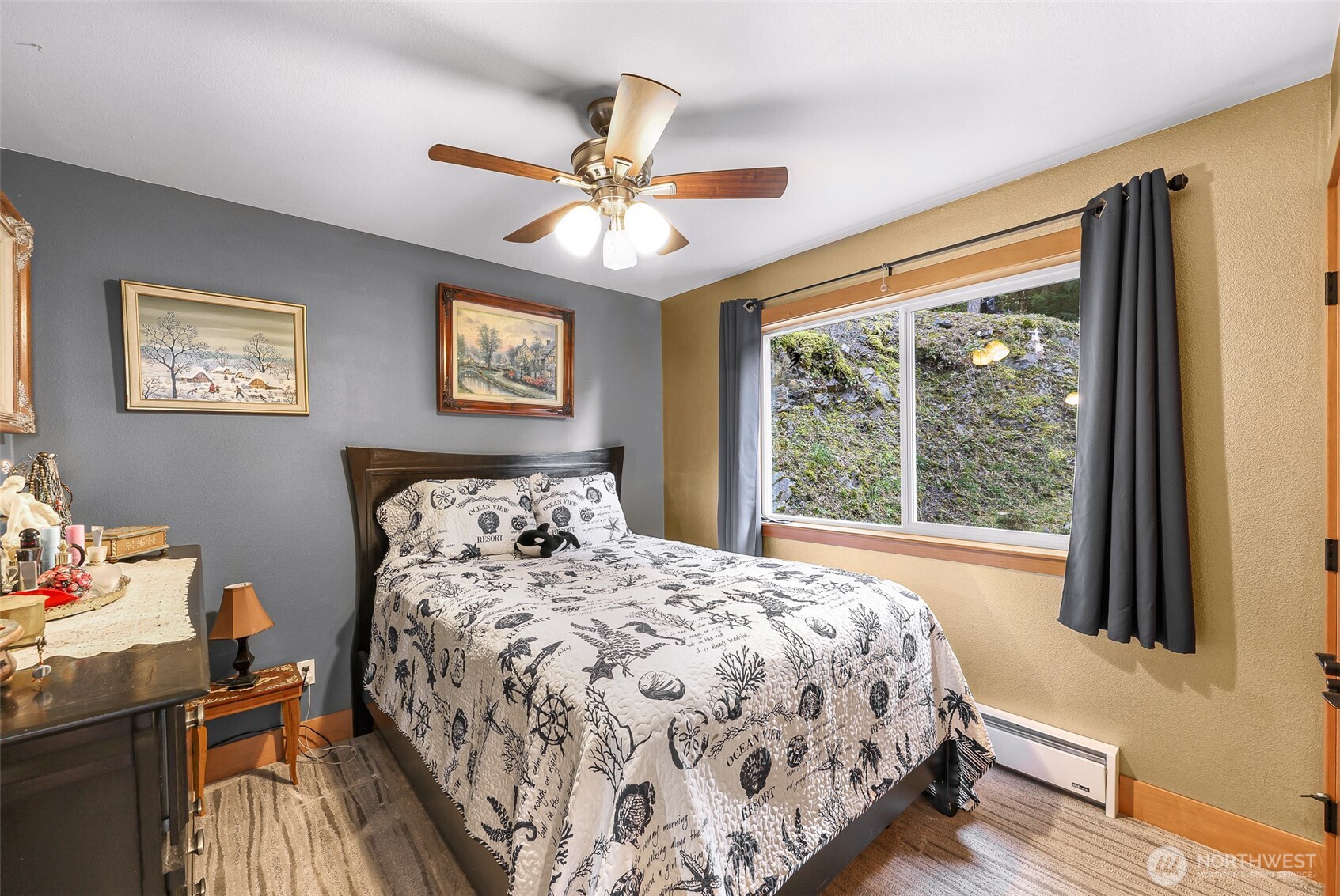 3040 Mt Vista Drive