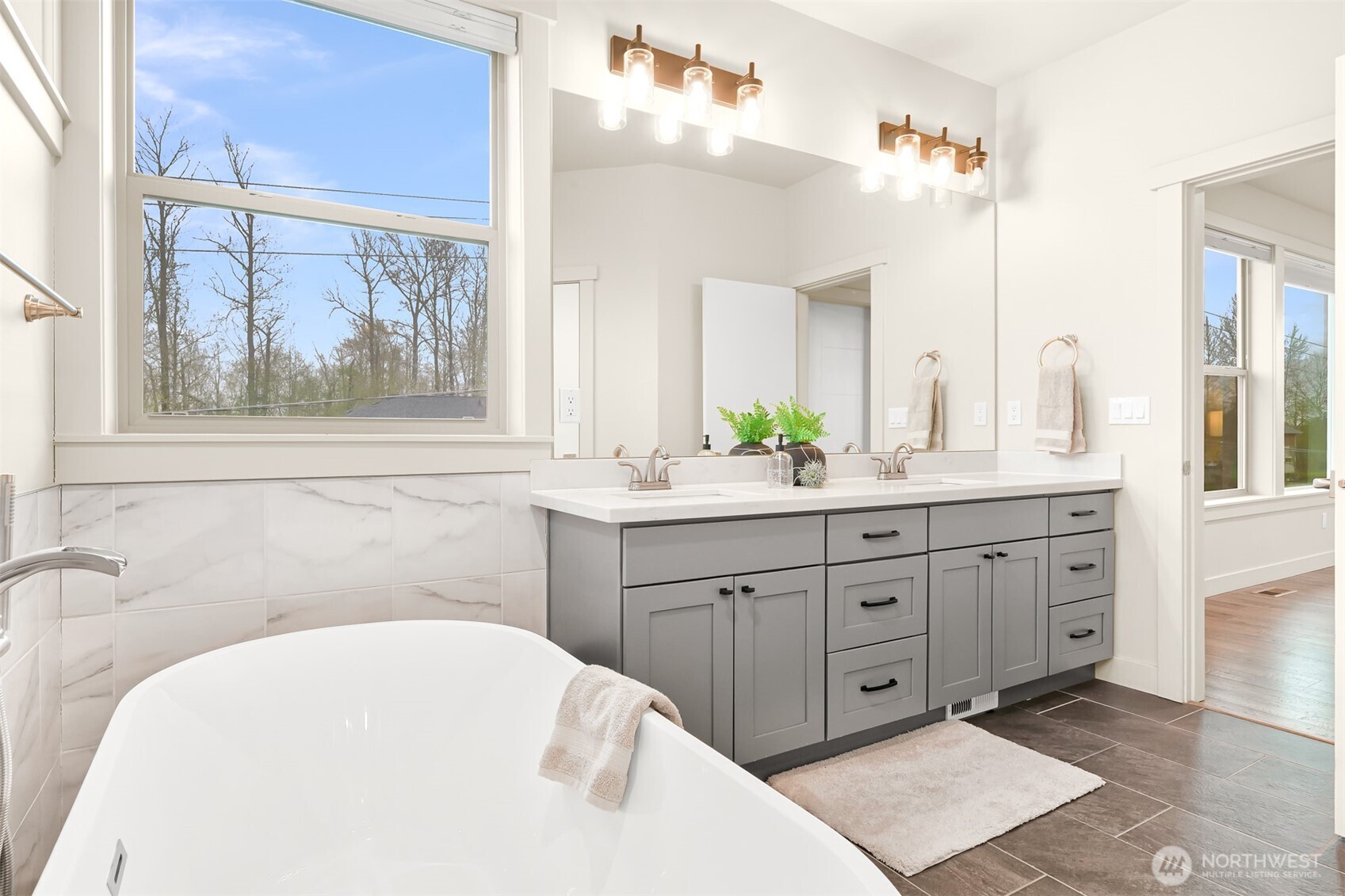 6216 Fernridge Court
