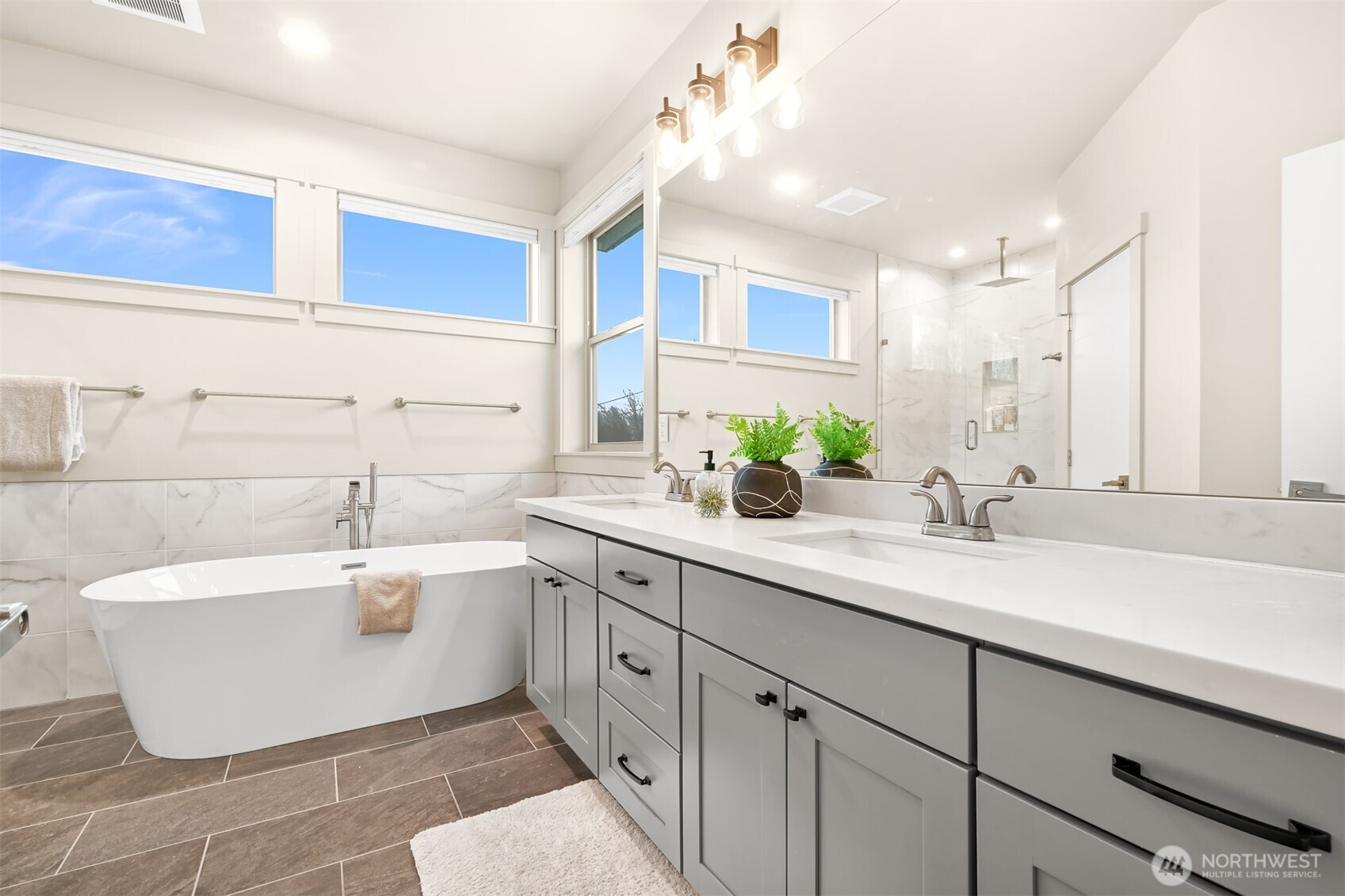 6216 Fernridge Court