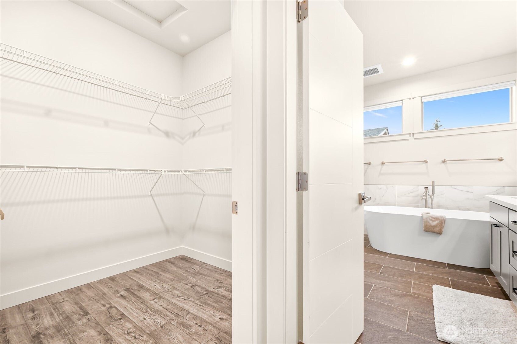 6216 Fernridge Court