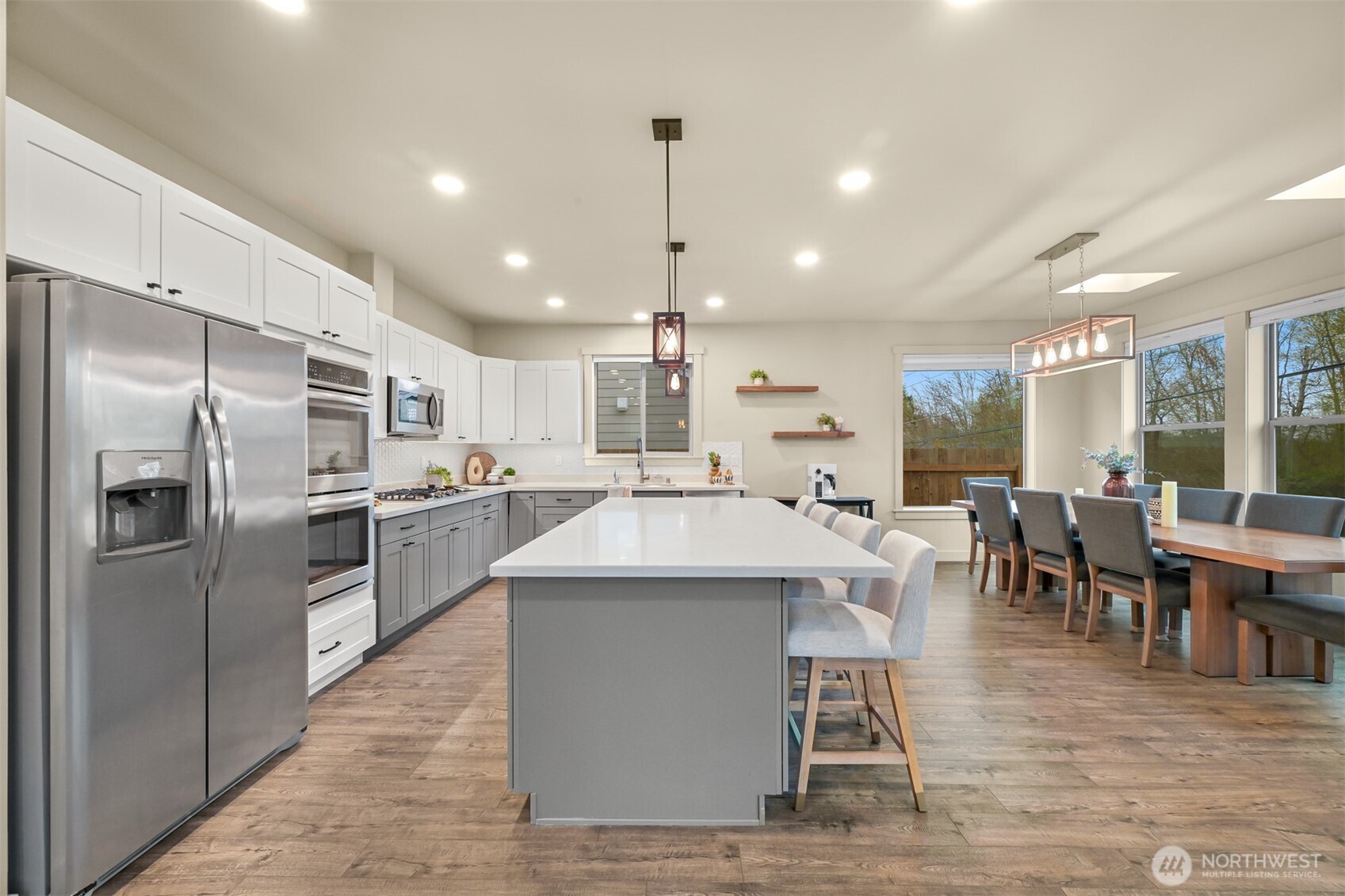 6216 Fernridge Court