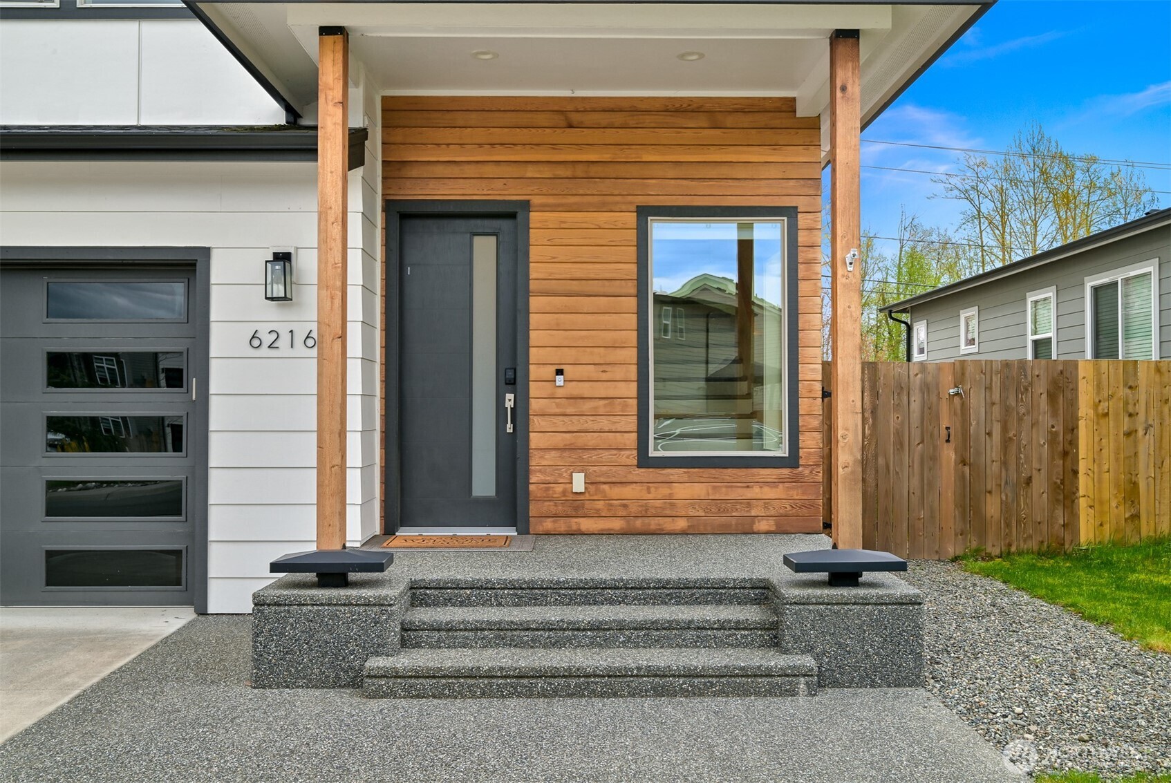 6216 Fernridge Court