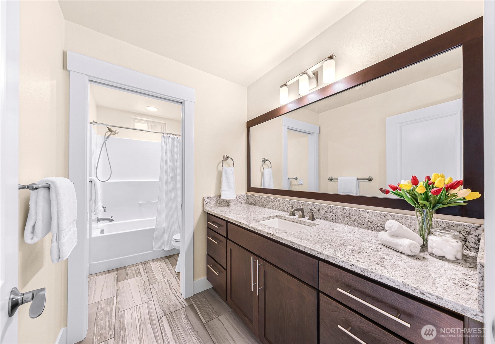 3813 Rock Ridge Parkway